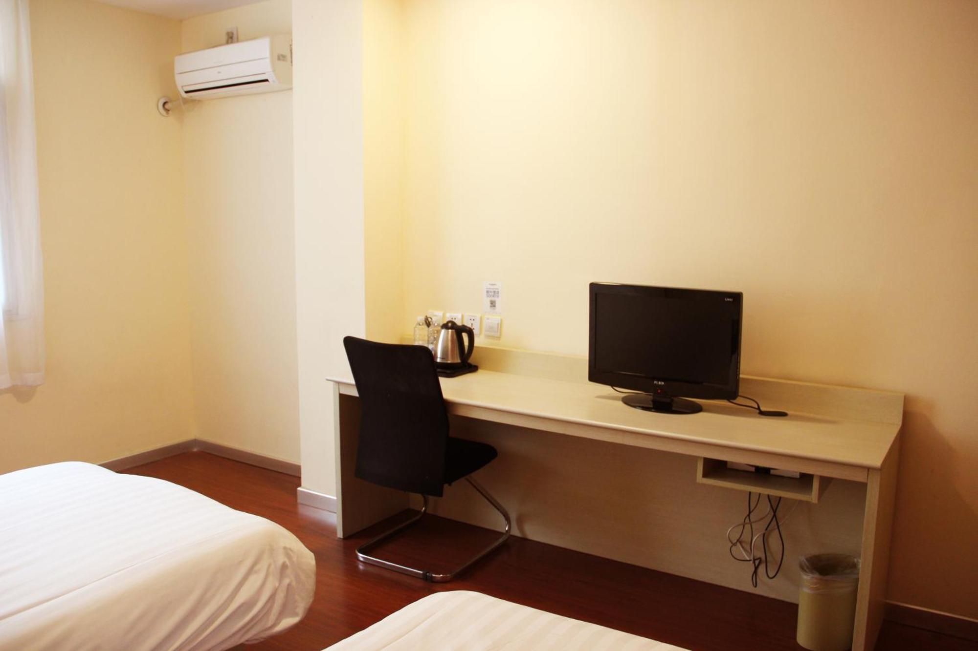 Hanting Hotel Shanghai Hongqiao Railway Station Huqingping Highway Esterno foto