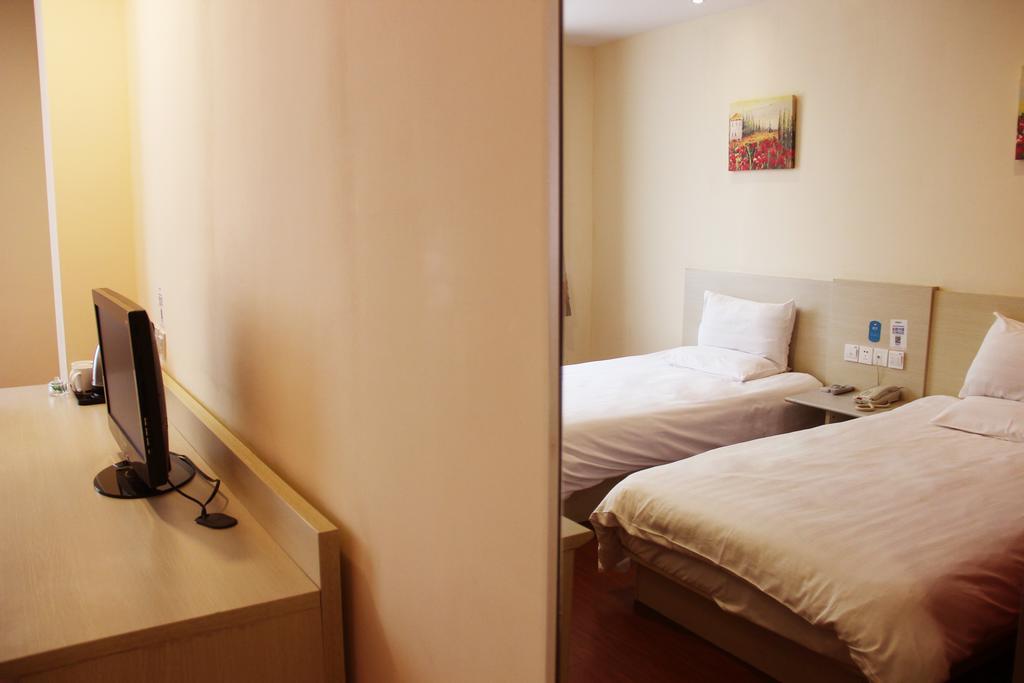Hanting Hotel Shanghai Hongqiao Railway Station Huqingping Highway Esterno foto